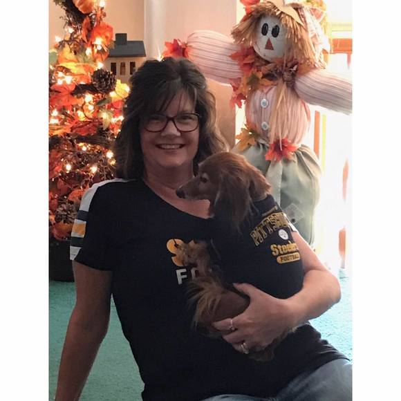 Meet your Posher, Beth - Picture 1 of 1